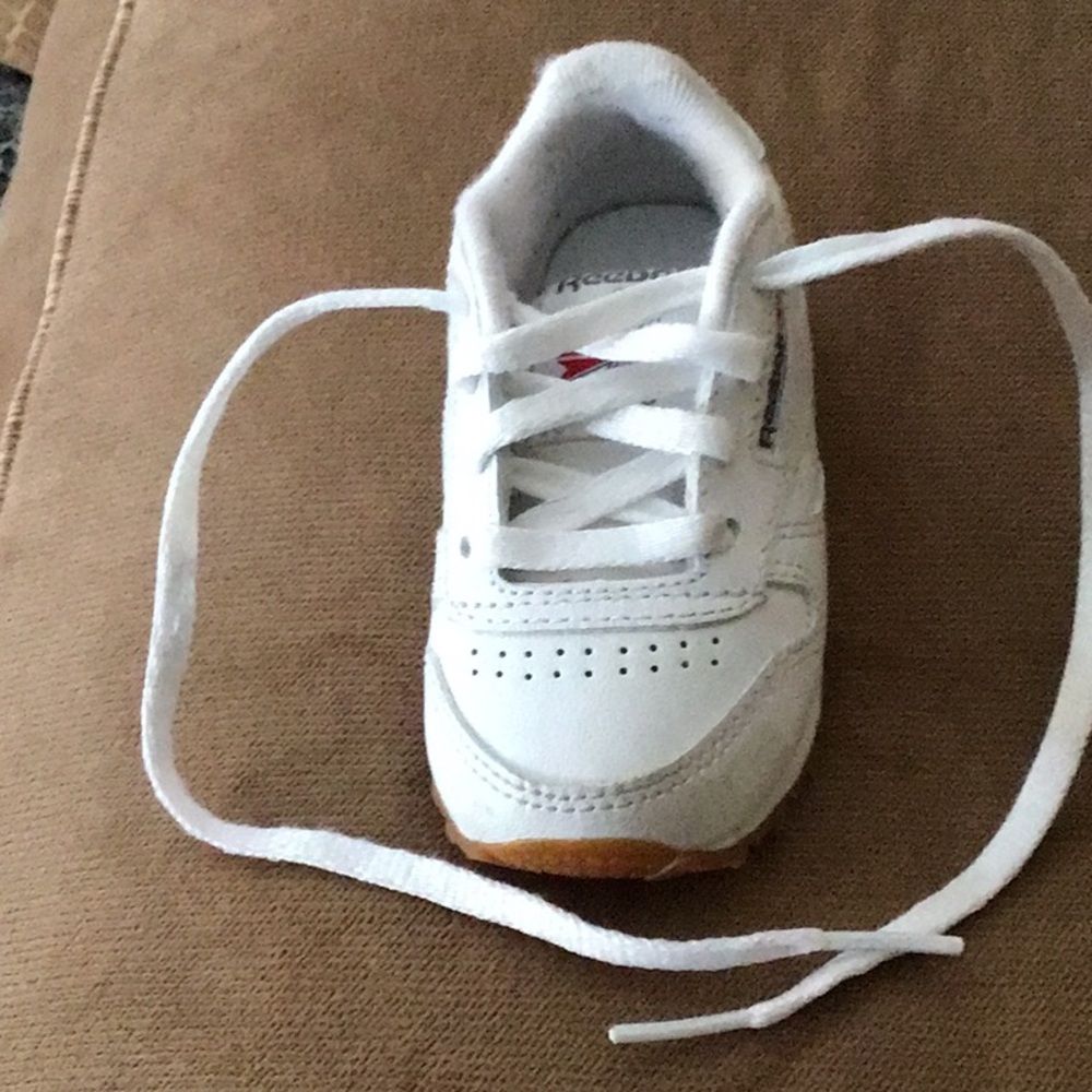 White Reebok Classic Baby Sneaker - Picture 4 of 4
